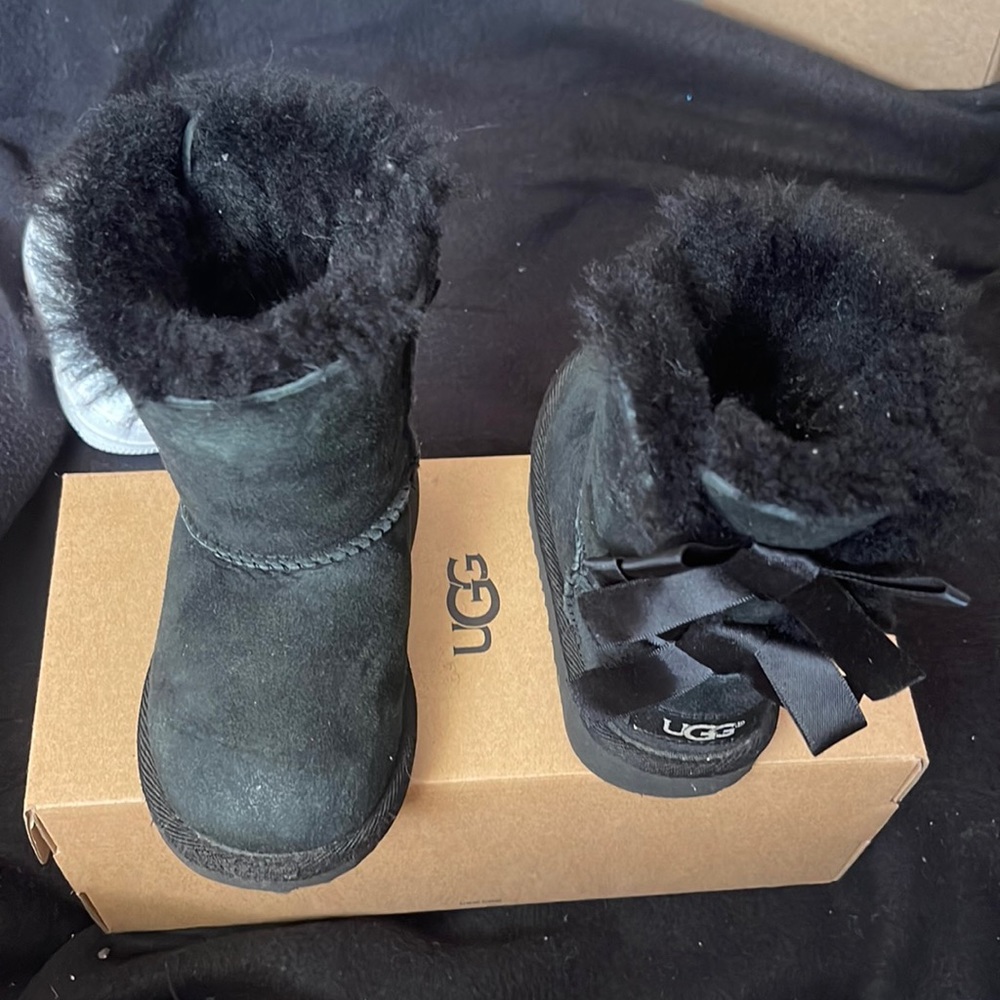 Uggs Little girl